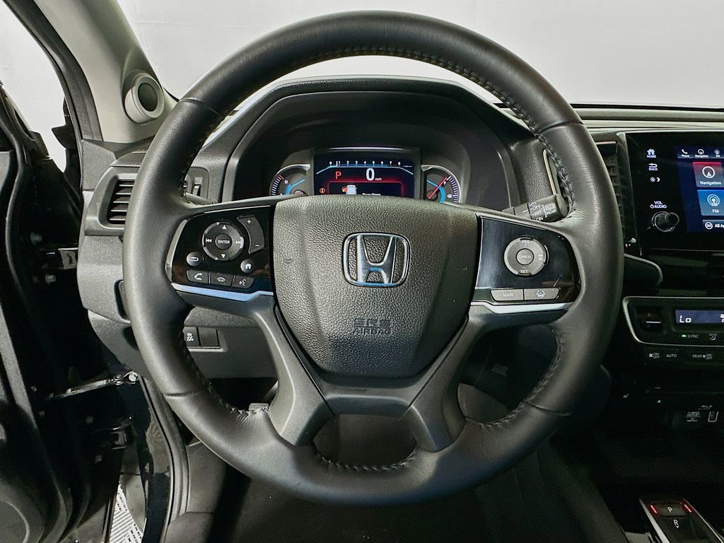 Used 2021 Honda Pilot Touring image 11