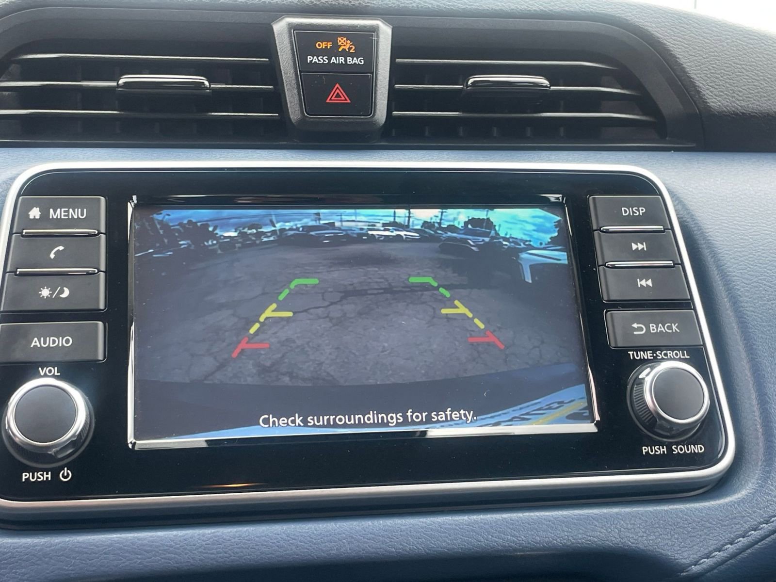 Used 2025 Nissan Versa SV image 24