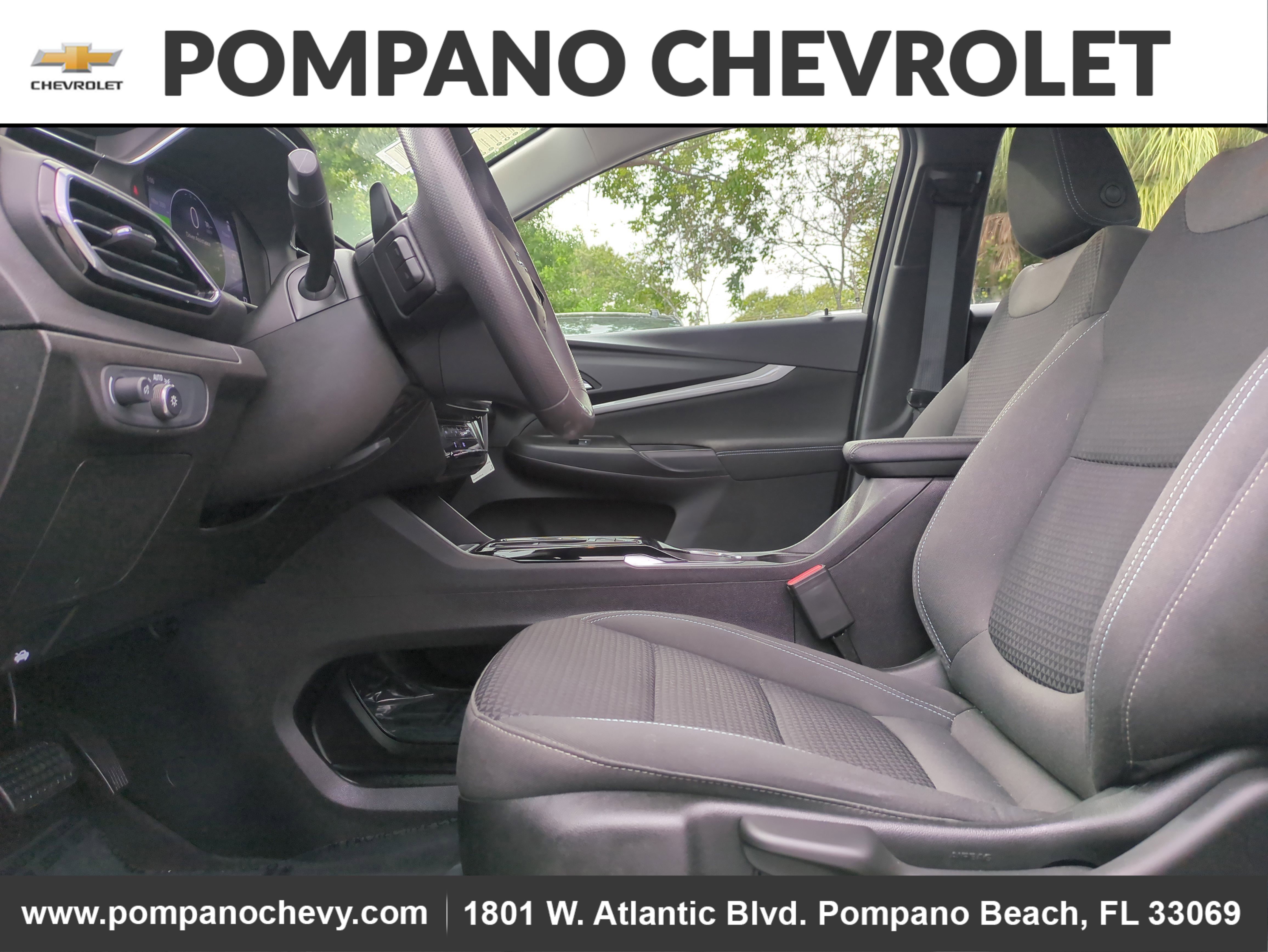 Used 2022 Chevrolet Bolt EUV LT w/ Driver Confidence Package image 21