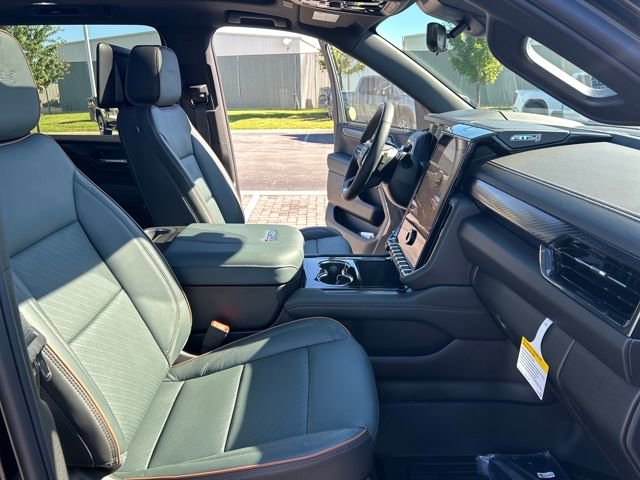 New 2026 GMC Yukon XL AT4 w/ AT4 Premium Plus Package image 27
