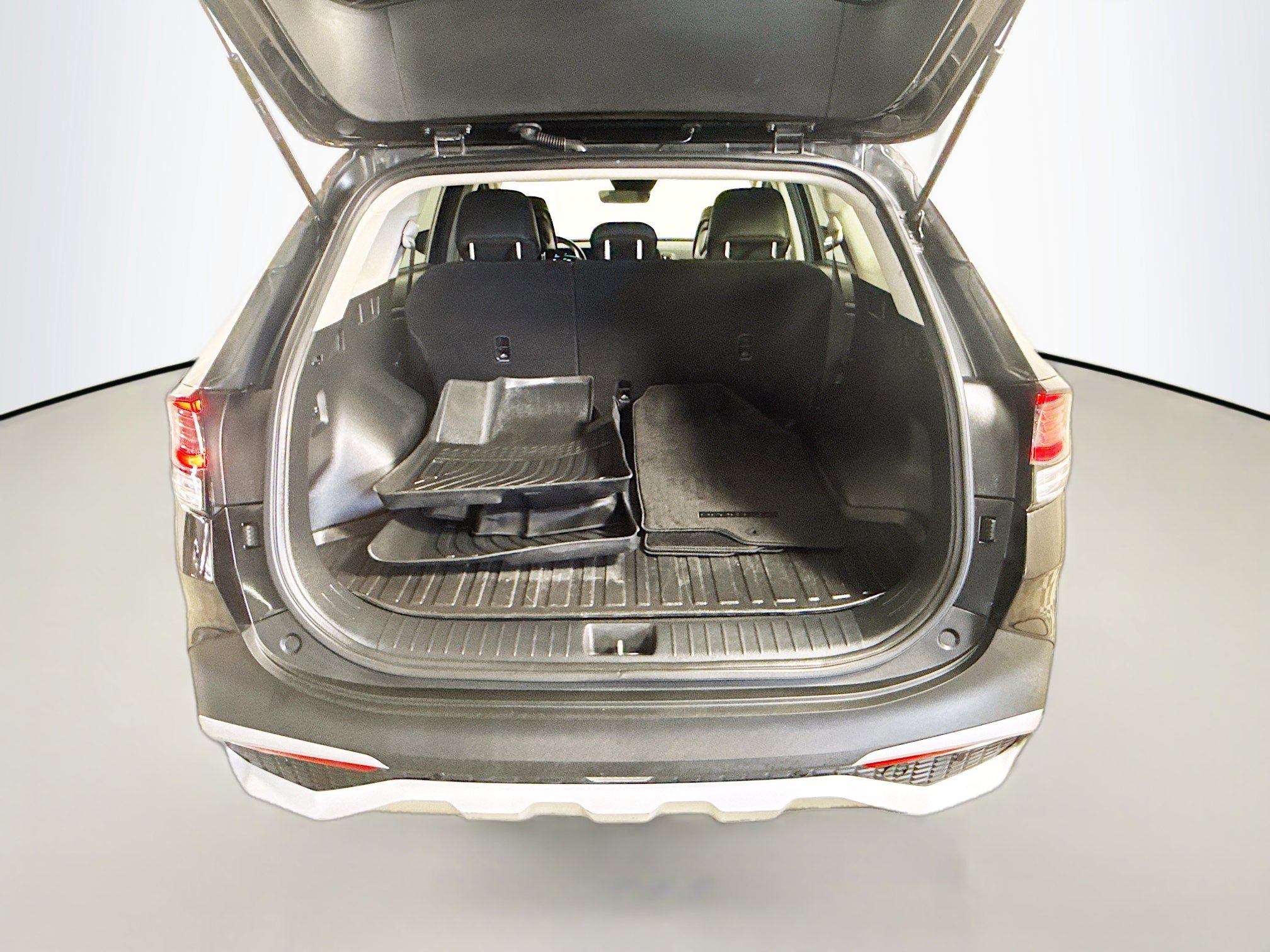 Used 2023 Kia Sportage EX AWD/4WD image 35