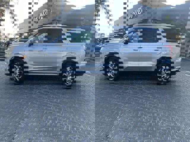 New 2025 Hyundai Palisade SE image 6