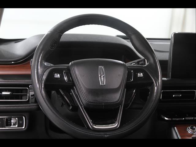 Used 2023 Lincoln Aviator Reserve w/ Equipment Group 201A AWD/4WD image 8