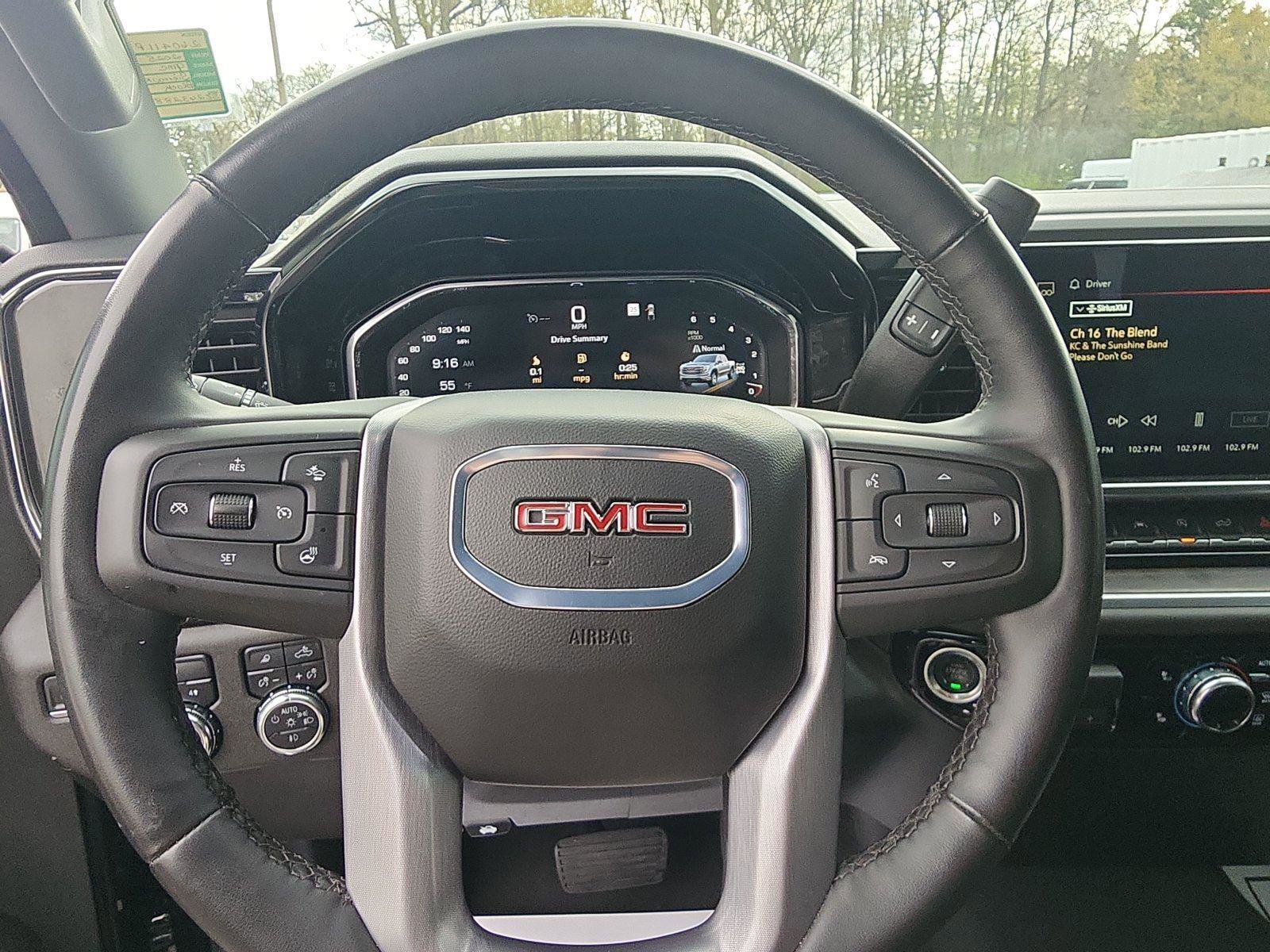 Used 2025 GMC Sierra 1500 SLT AWD/4WD image 15