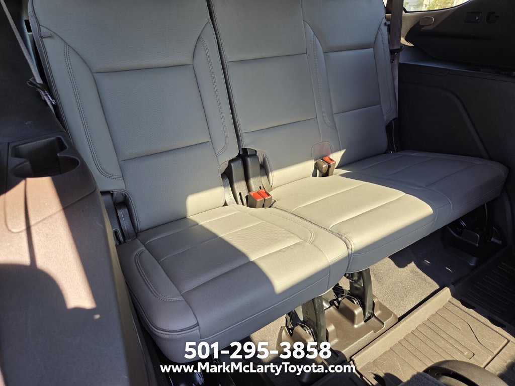 Used 2021 GMC Yukon SLT w/ SLT Premium Package AWD/4WD image 15