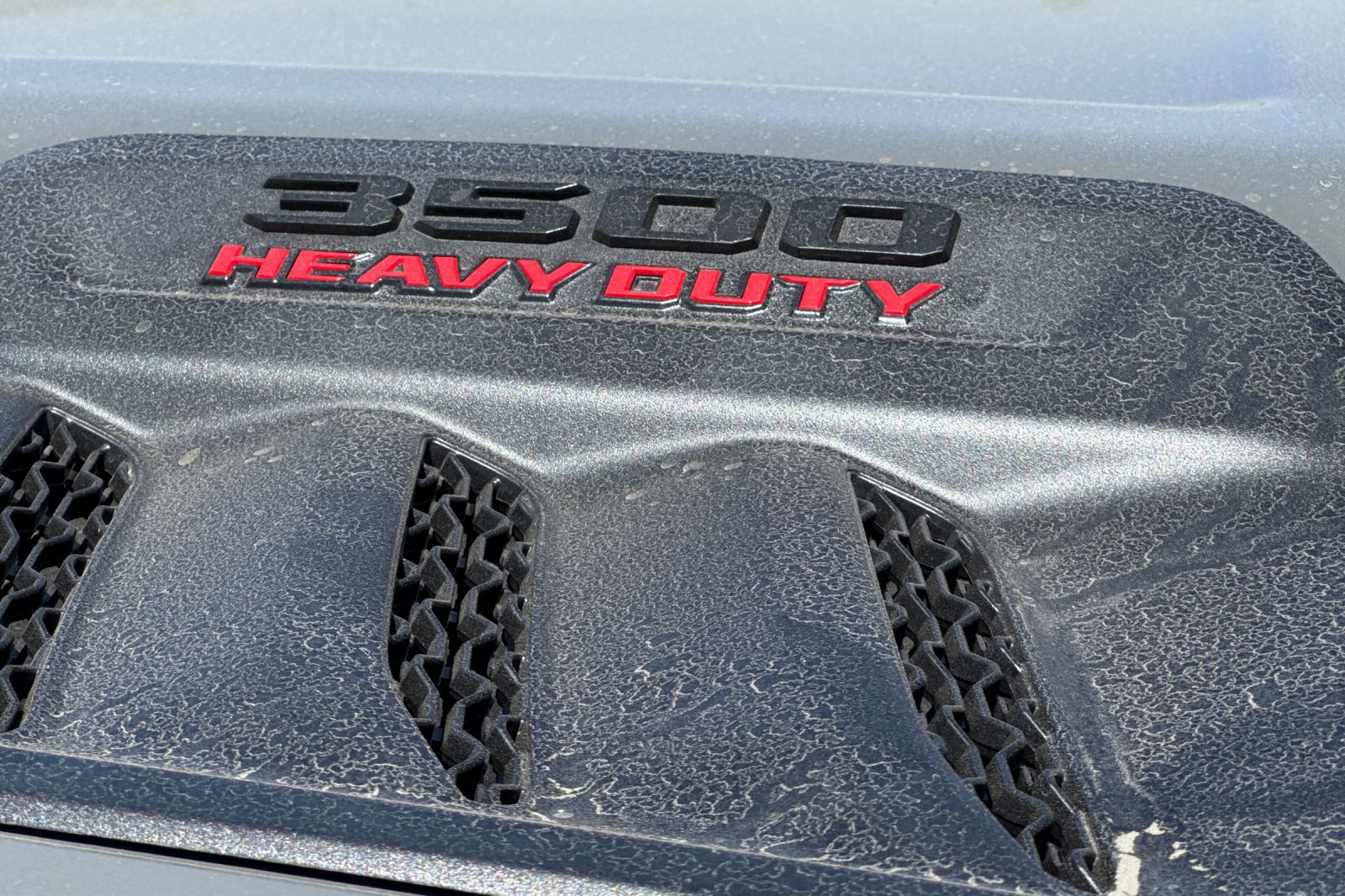 New 2026 RAM 3500 Laramie AWD/4WD image 24