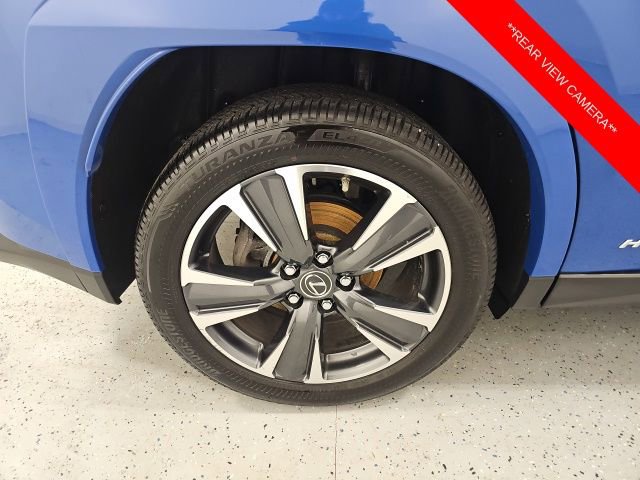 Used 2022 Lexus UX 250h w/ Premium Package image 7