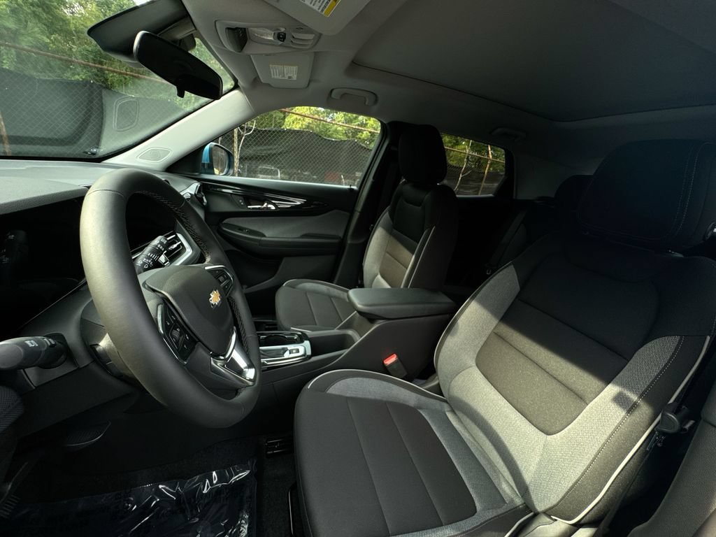 New 2026 Chevrolet TrailBlazer LT w/ LT Cold Weather Package FWD image 13