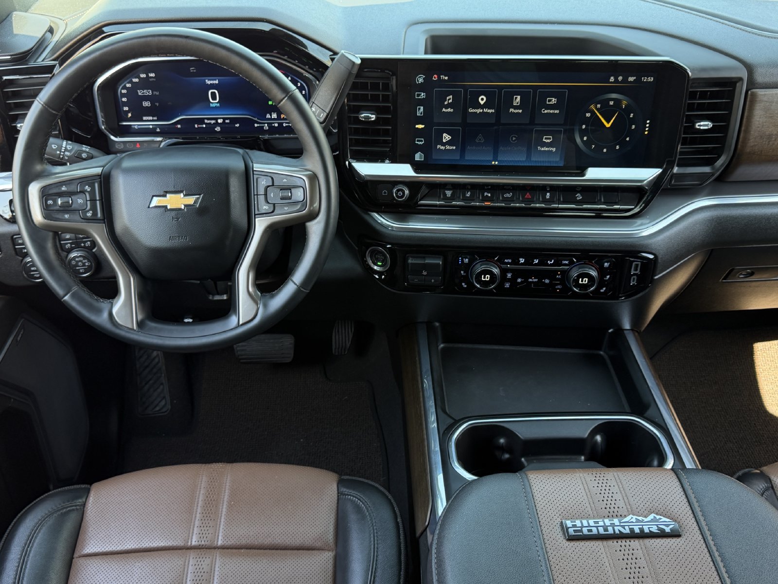 Used 2024 Chevrolet Silverado 2500 High Country w/ High Country Premium Package AWD/4WD image 16