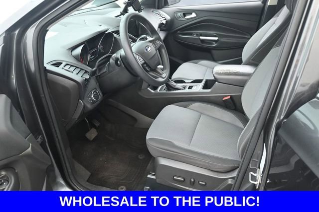 Used 2017 Ford Escape SE w/ Equipment Group 201A FWD image 14