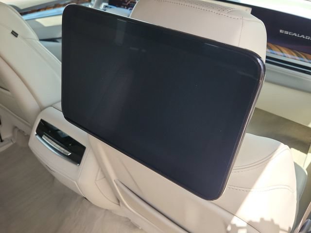 Used 2025 Cadillac Escalade ESV Sport Platinum AWD/4WD image 30