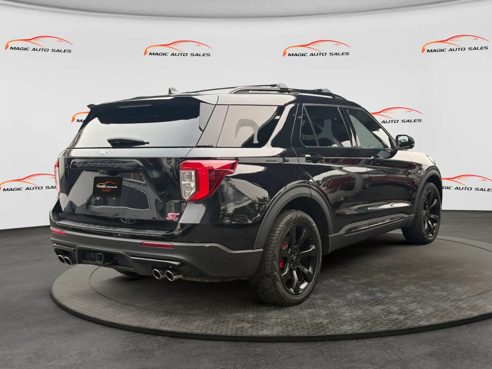 Used 2020 Ford Explorer ST w/ ST Street Pack AWD/4WD image 10