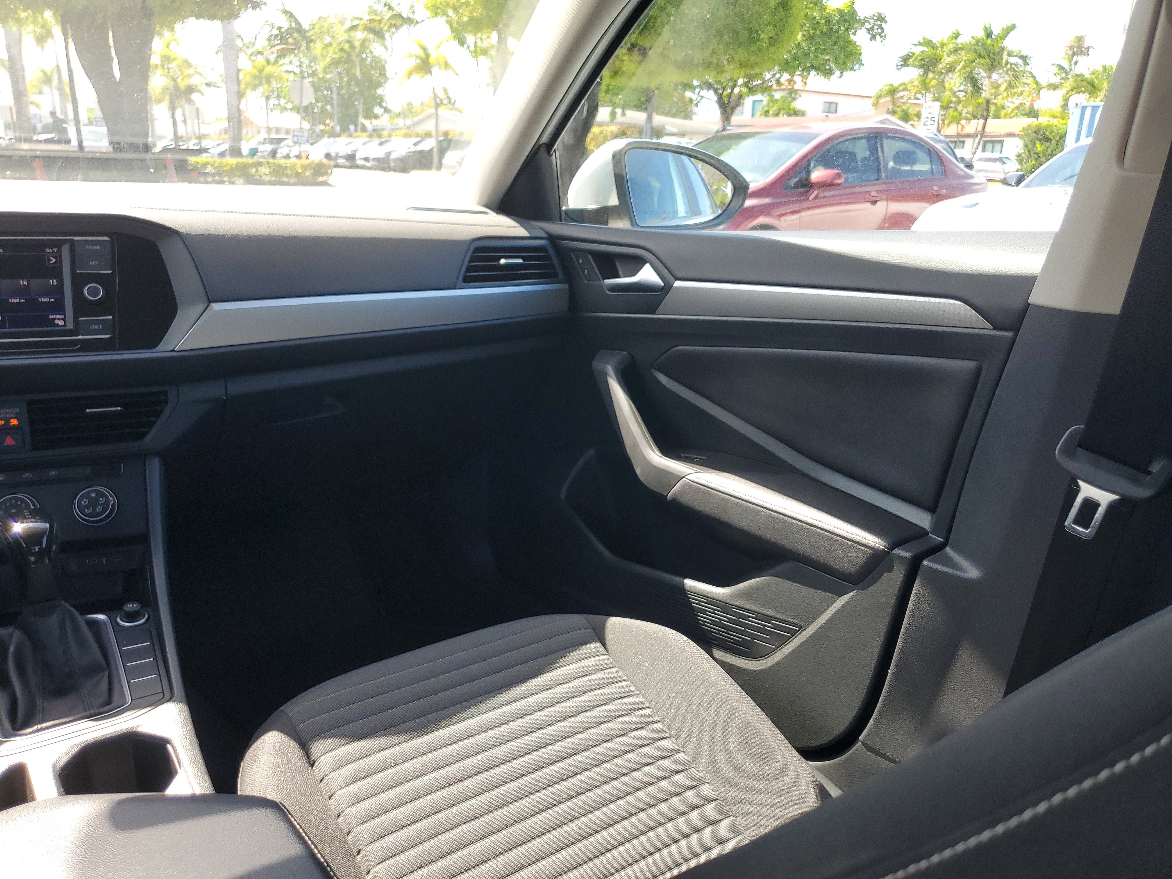 Certified 2023 Volkswagen Jetta S image 15