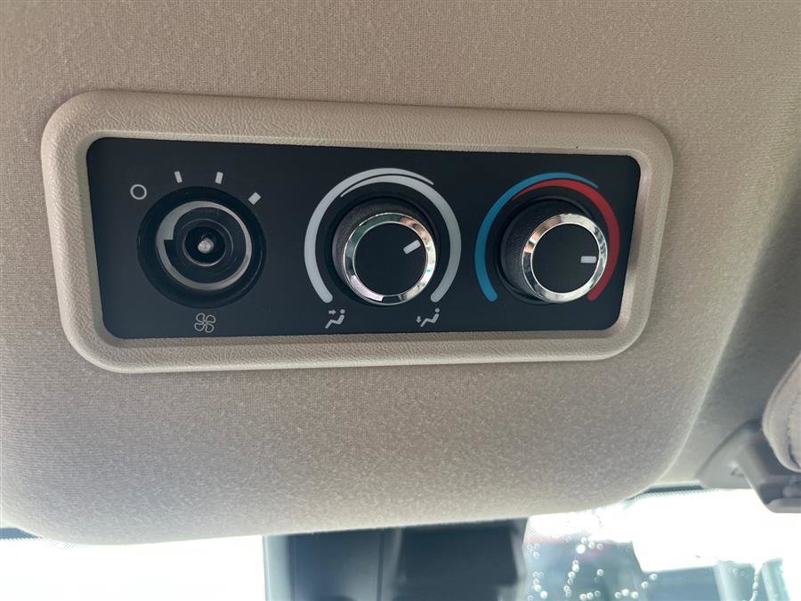 Used 2020 Chevrolet Express 3500 LT w/ LT Preferred Equipment Group image 14