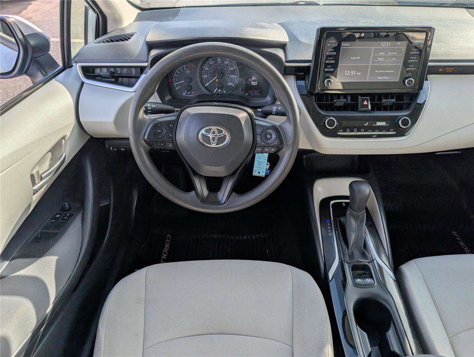 Used 2020 Toyota Corolla L image 15