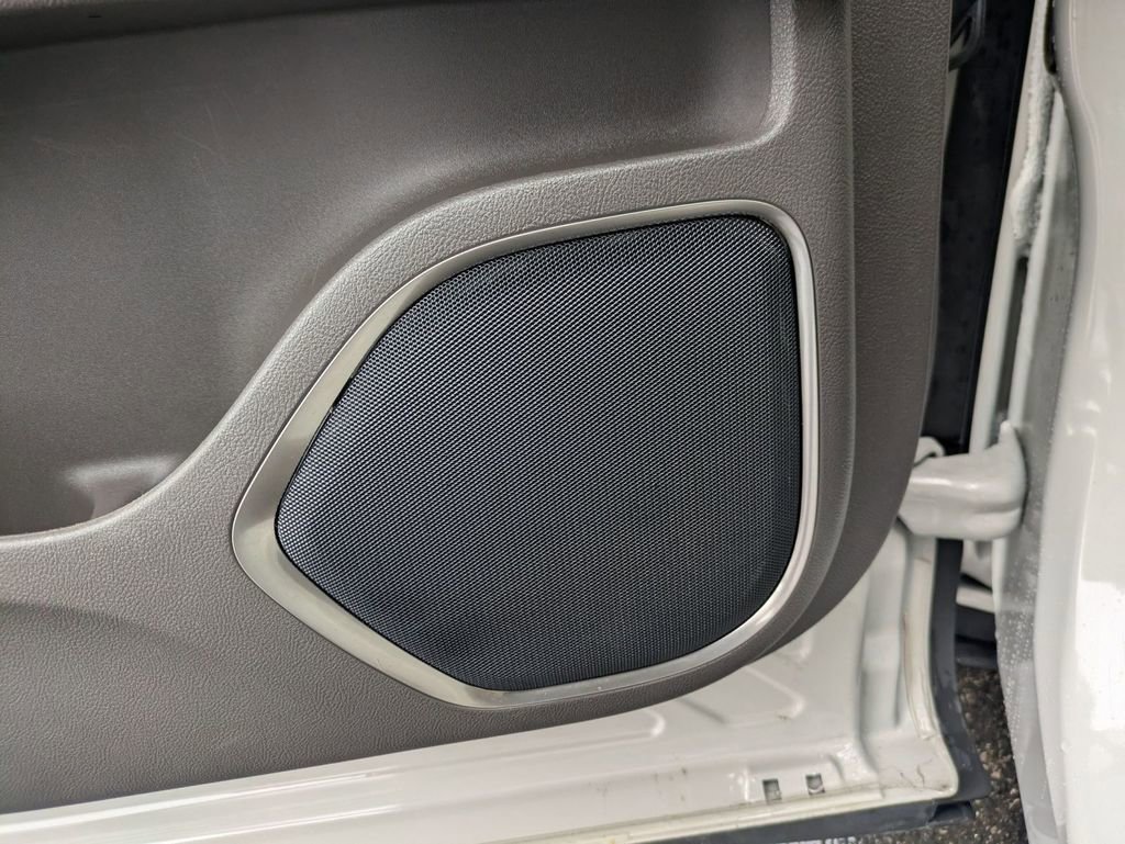 Used 2023 Lincoln Nautilus Reserve w/ Equipment Group 201A image 25