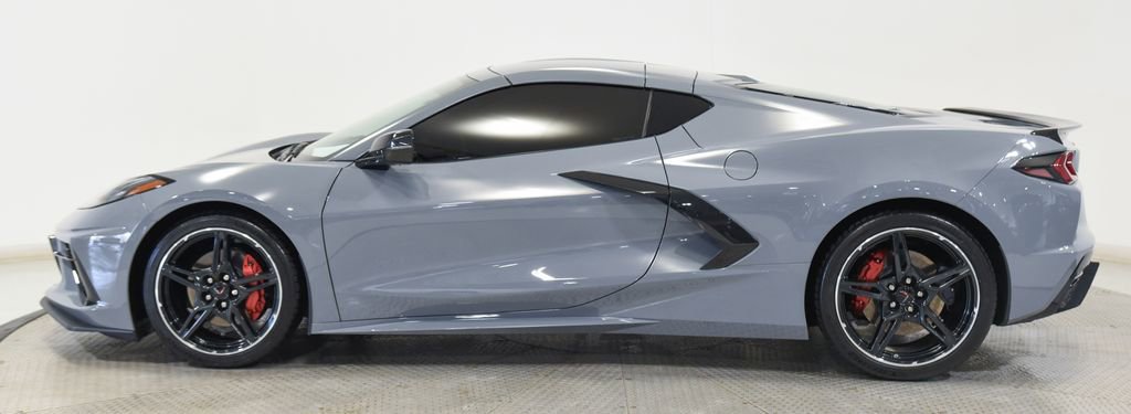 Used 2025 Chevrolet Corvette Stingray Coupe w/ Battery Protection Package RWD image 8