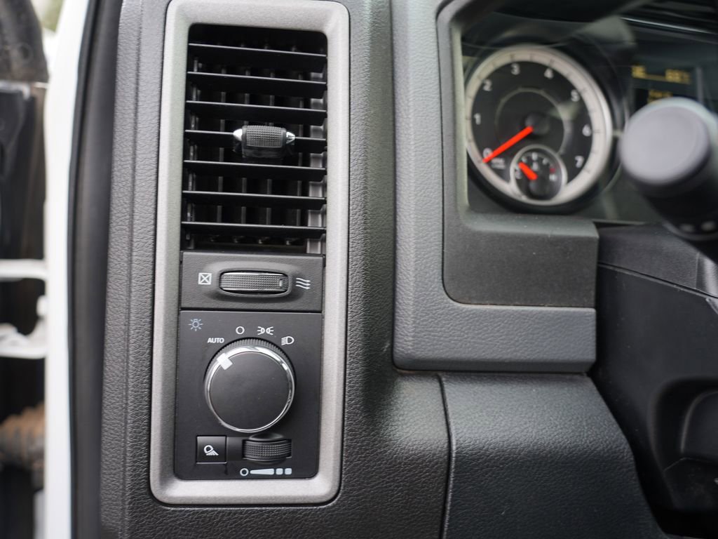 Used 2016 RAM 3500 Tradesman w/ Popular Equipment Group image 18