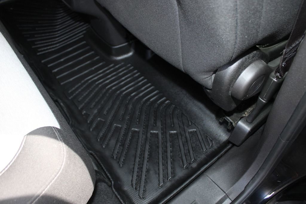 Used 2023 Chevrolet Equinox LS w/ LS Convenience Package AWD/4WD image 53
