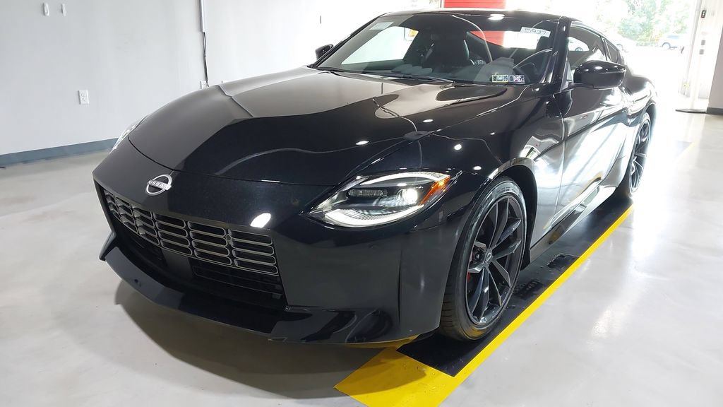 New 2025 Nissan Z Performance w/ Floor Mat Package RWD image 18