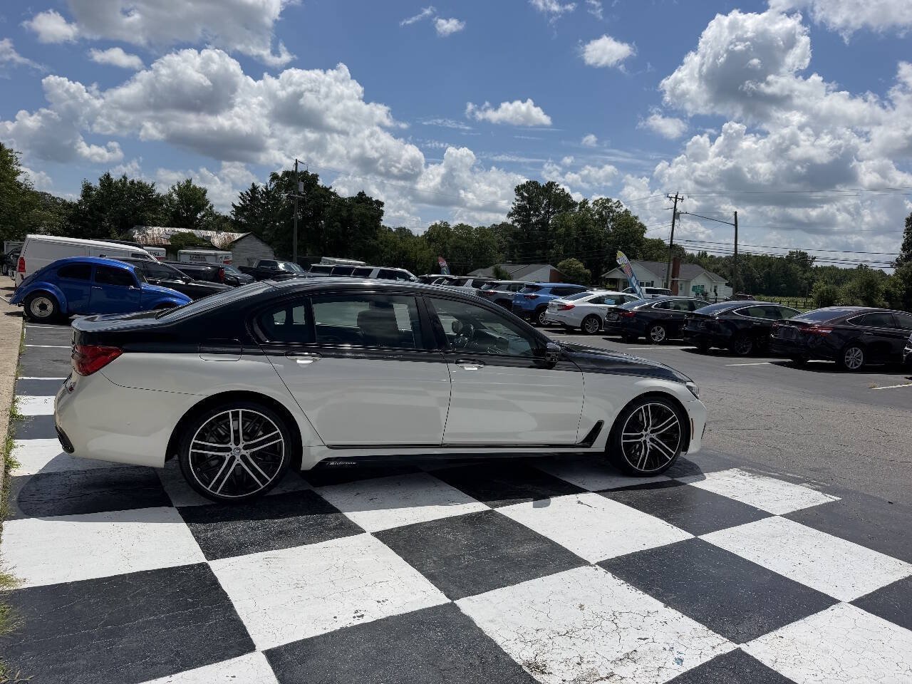 Used 2017 BMW 750i xDrive AWD/4WD image 5