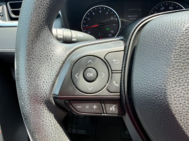 Used 2019 Toyota RAV4 XLE AWD/4WD image 17