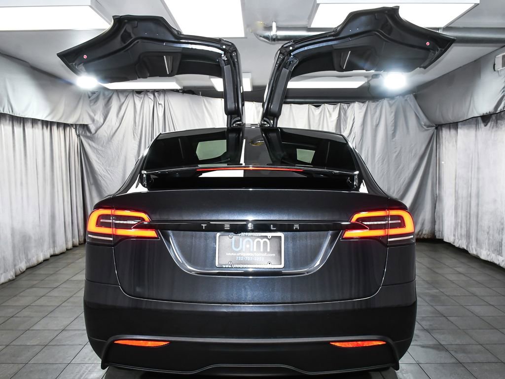 Used 2024 Tesla Model X AWD/4WD image 19