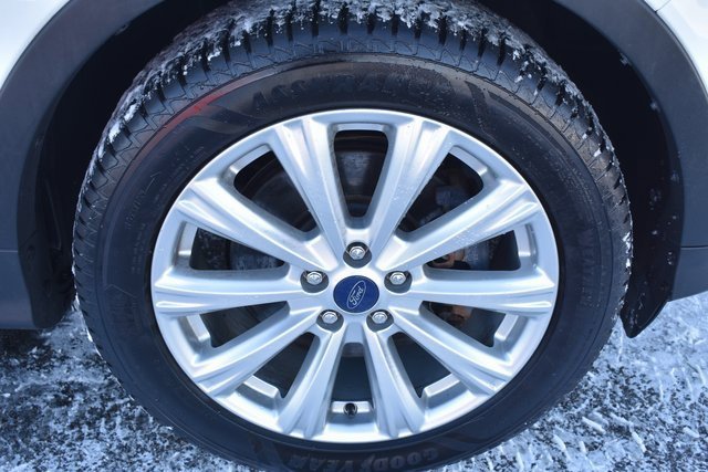 Used 2019 Ford Escape SEL image 47