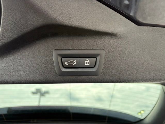 Used 2023 BMW X5 xDrive45e w/ Climate Comfort Package image 39