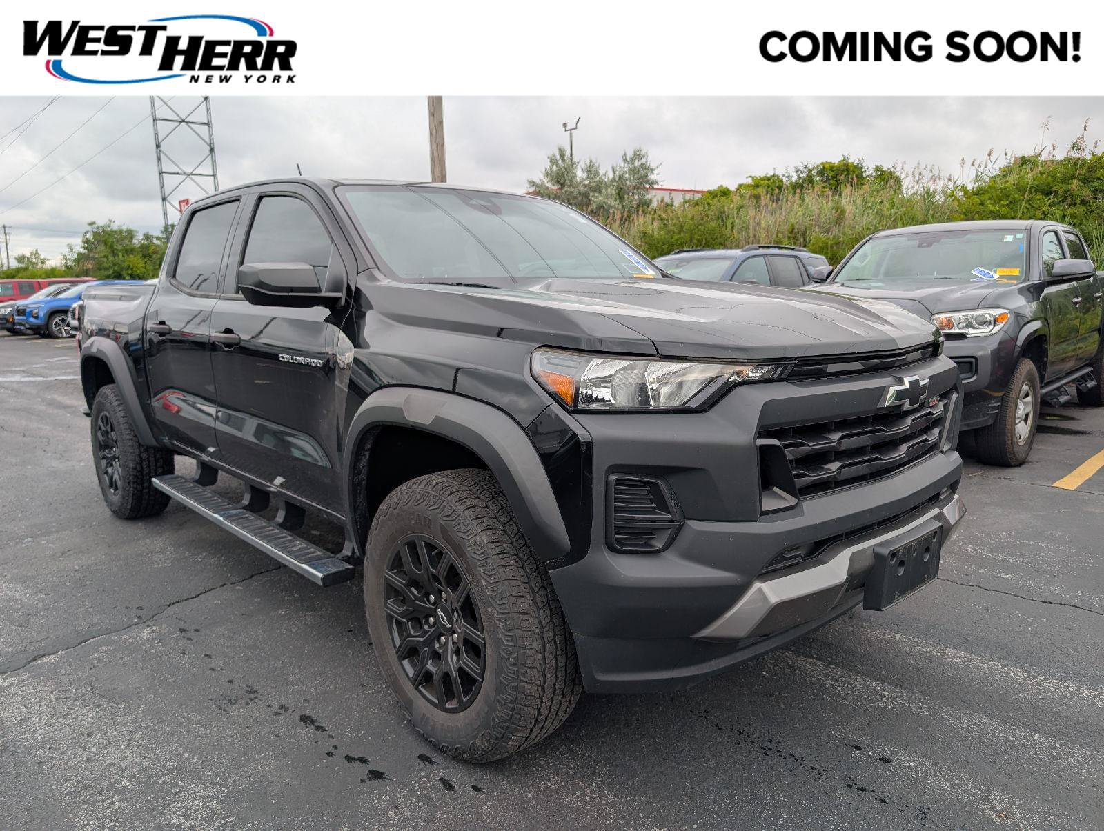 Used 2024 Chevrolet Colorado Trail Boss w/ Advanced Trailering Package AWD/4WD image 1
