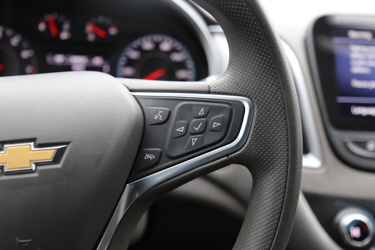 Used 2022 Chevrolet Malibu LT image 10