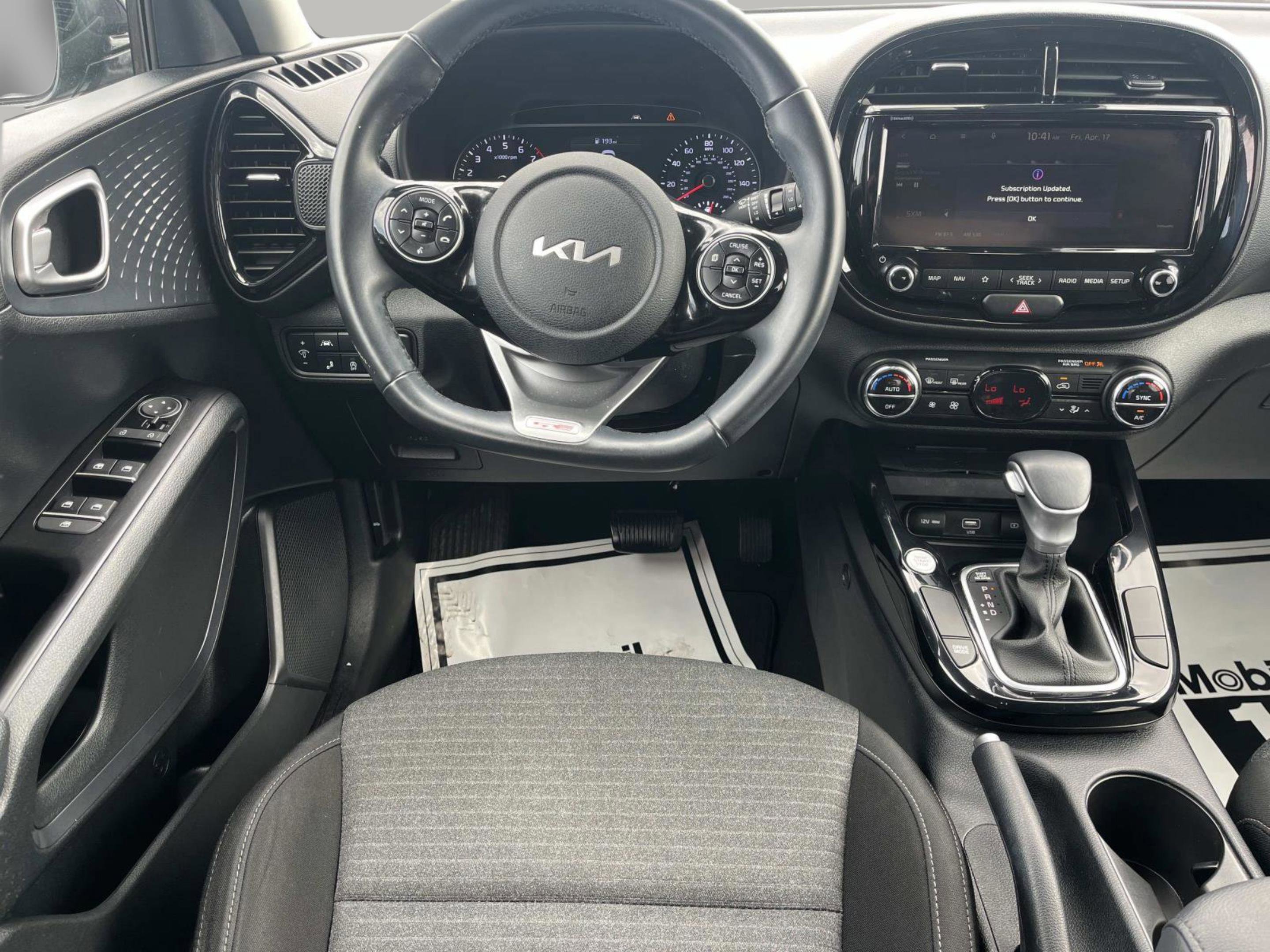 Used 2022 Kia Soul GT-Line FWD image 6