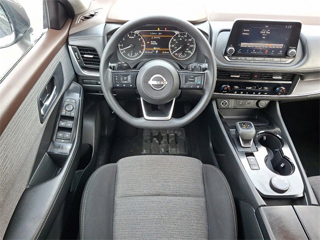 Used 2023 Nissan Rogue SV image 10