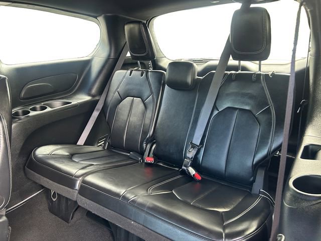 Used 2025 Chrysler Pacifica Select FWD image 16