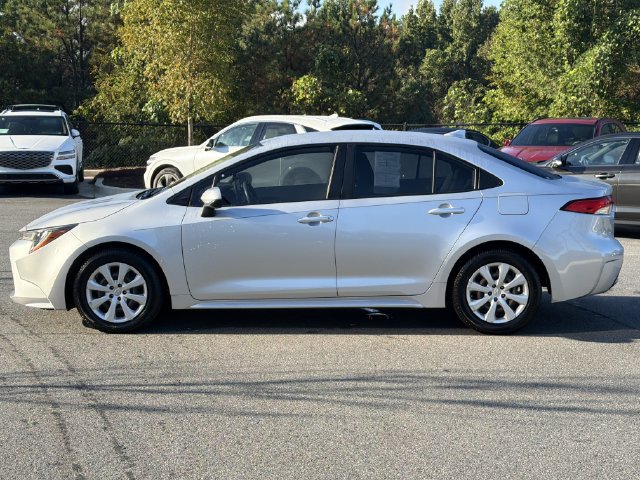 Used 2020 Toyota Corolla LE FWD image 4