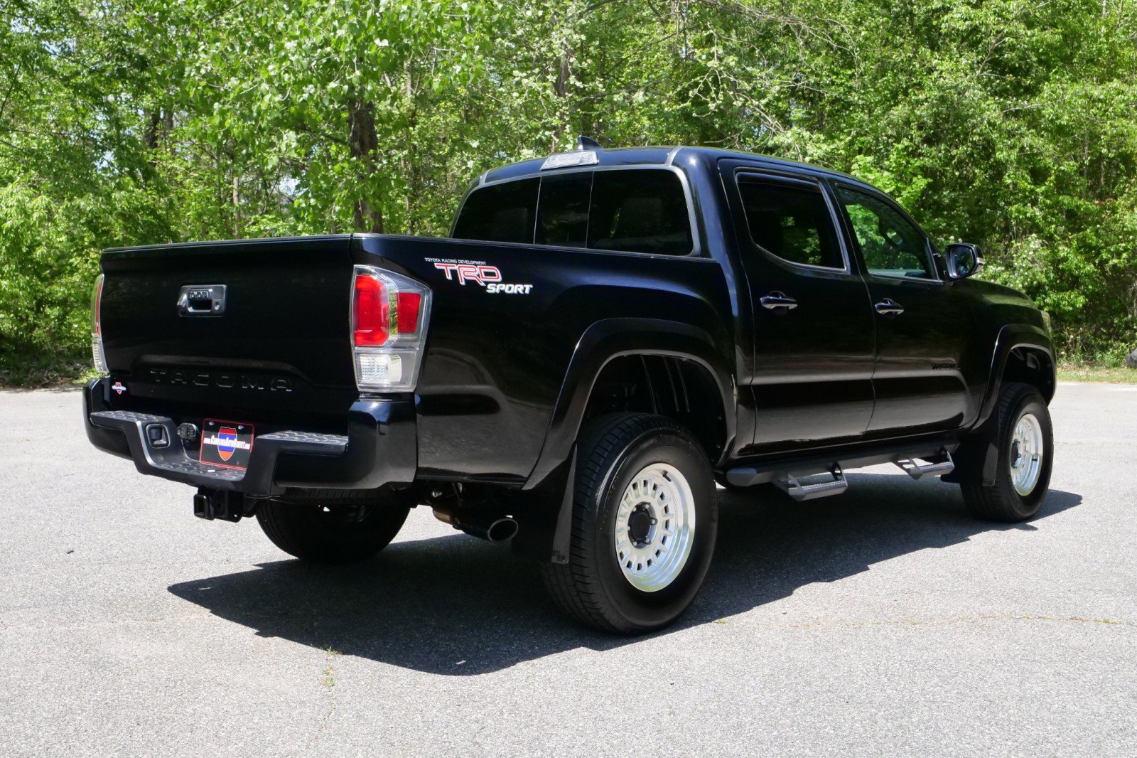 Used 2022 Toyota Tacoma TRD Sport AWD/4WD image 18