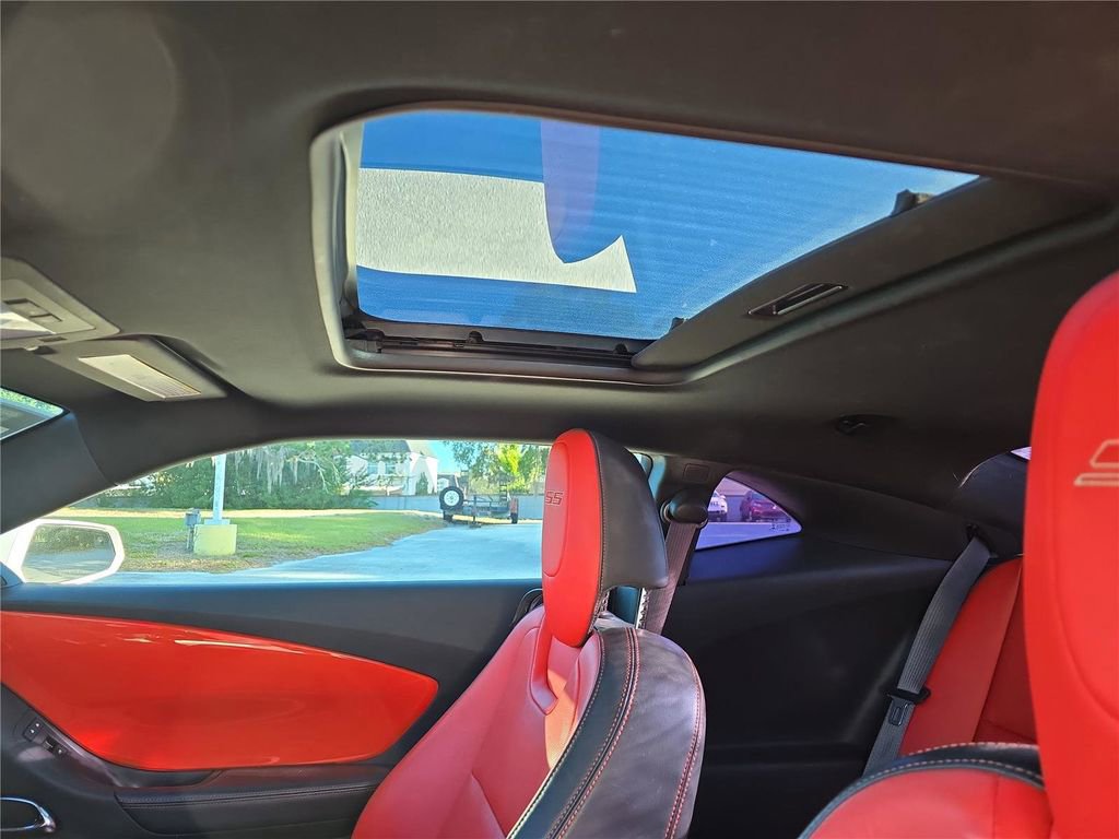 Used 2014 Chevrolet Camaro SS w/ RS Package RWD image 28