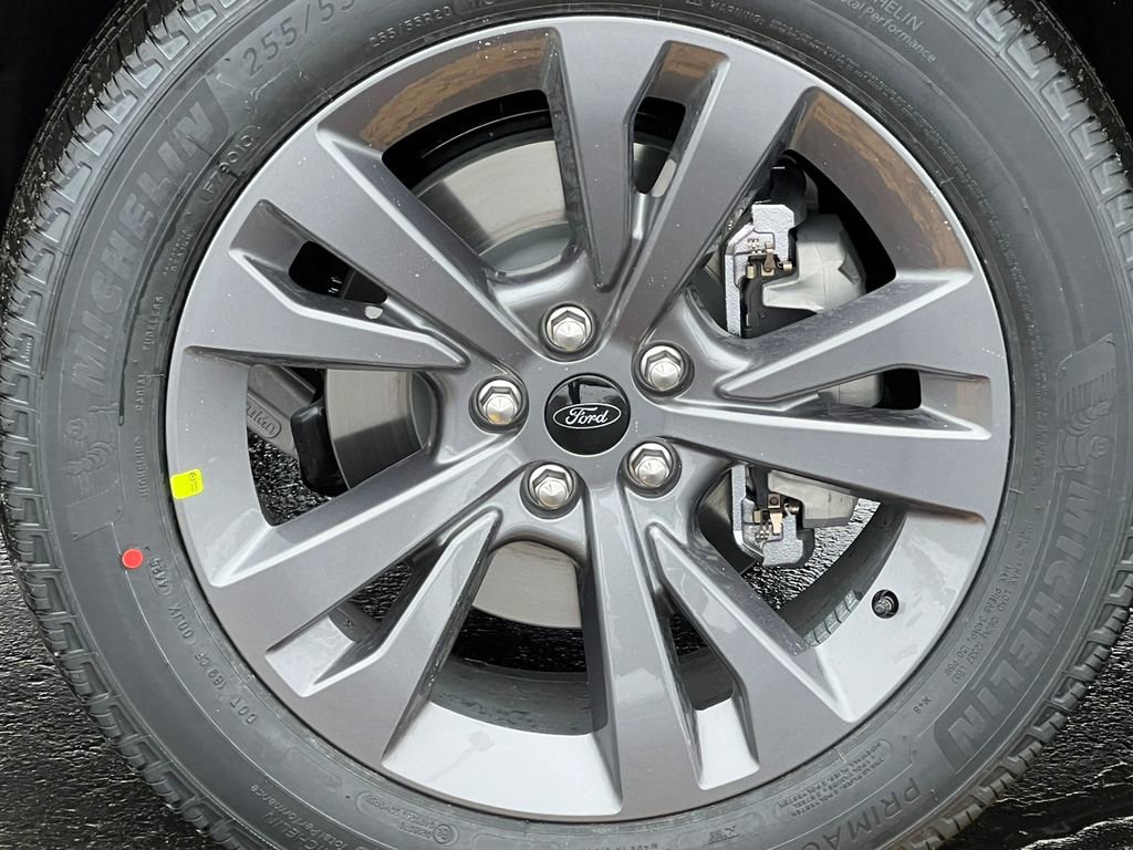 Used 2026 Ford Explorer Active w/ Active Comfort Package image 7