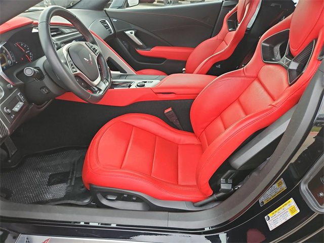 Used 2015 Chevrolet Corvette Z06 w/ 3LZ Preferred Equipment Group image 21