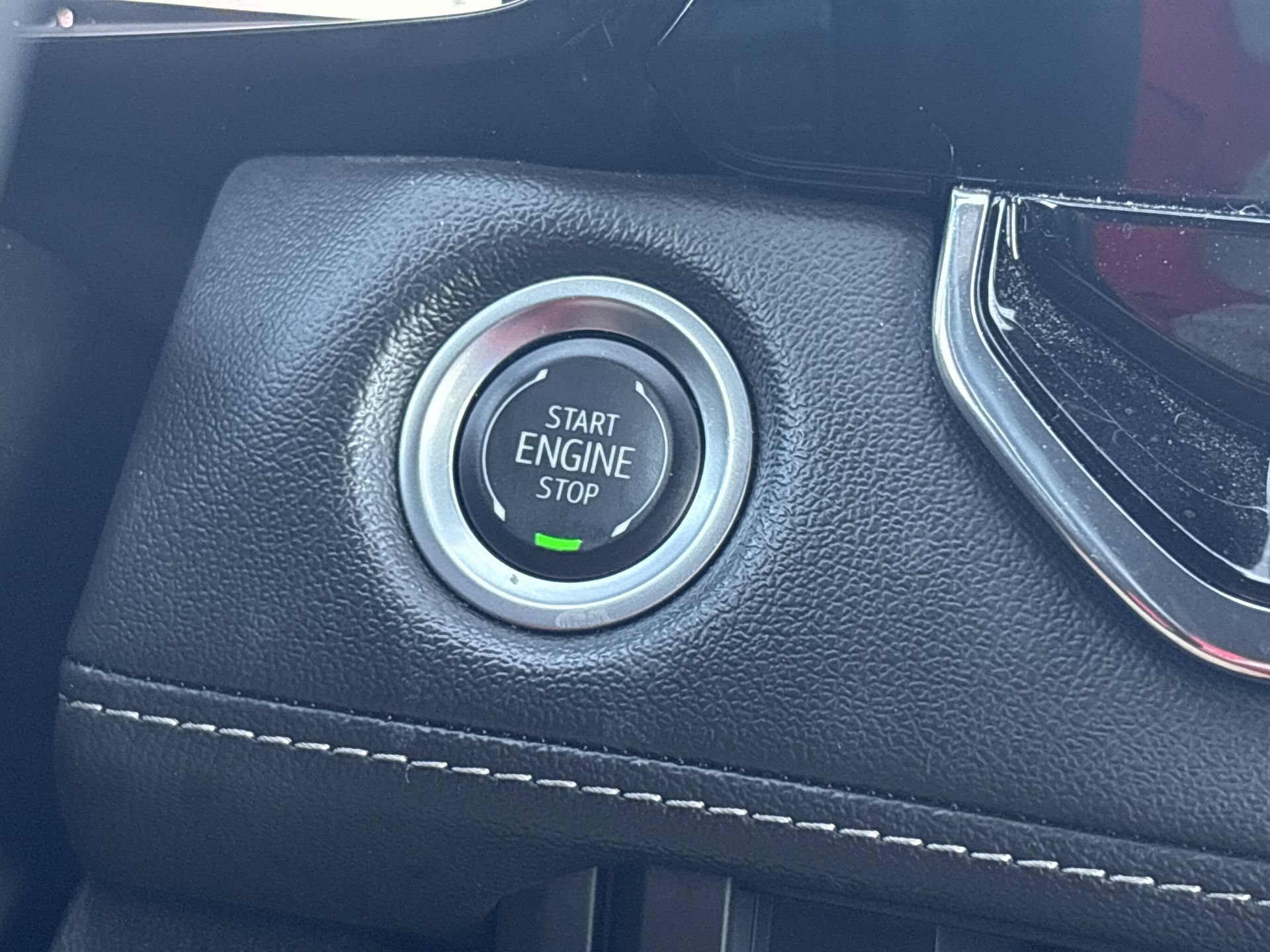 Used 2025 Chevrolet Colorado LT RWD image 10