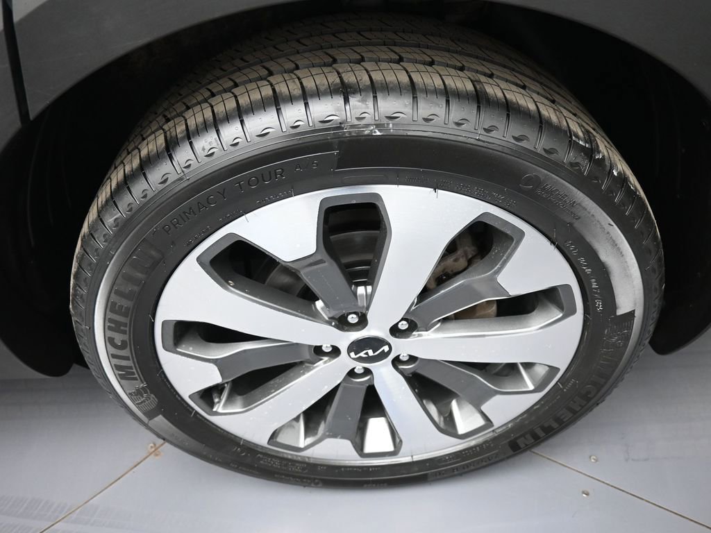 Certified 2022 Kia Telluride EX w/ EX Premium Package image 15