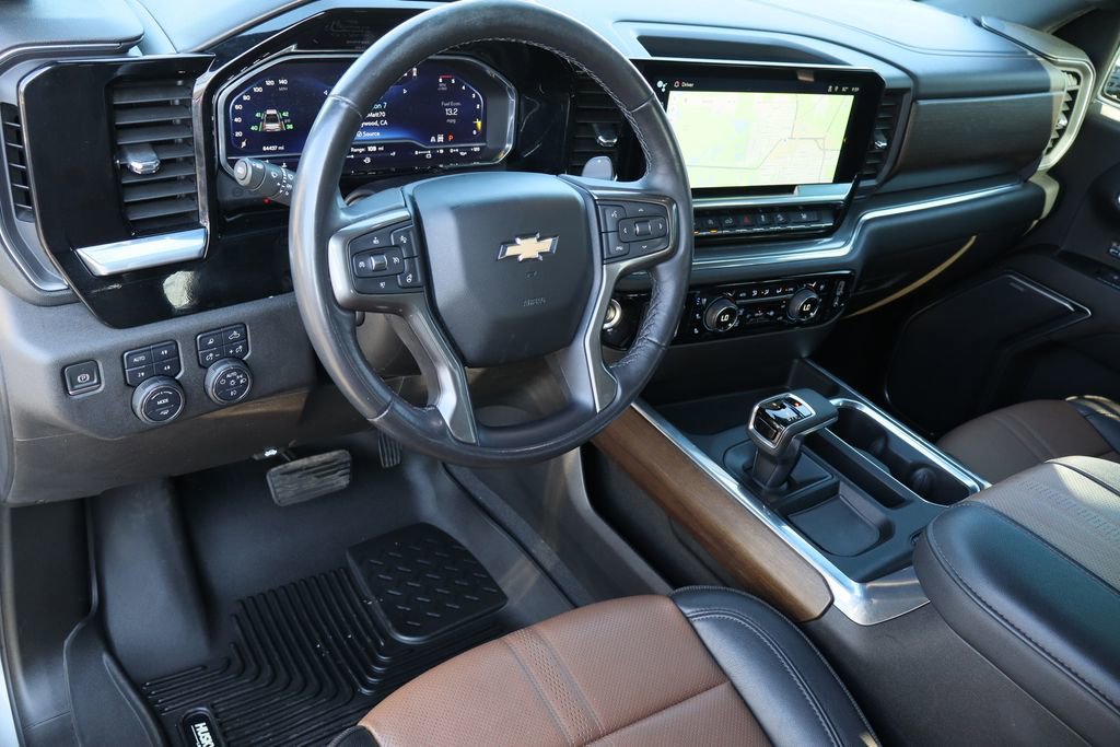 Used 2023 Chevrolet Silverado 1500 High Country w/ Z71 Off-Road Package image 11