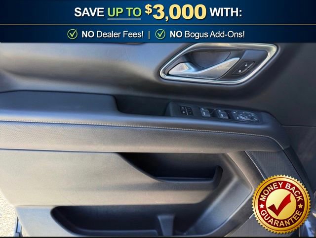 Used 2023 Chevrolet Suburban Premier image 16