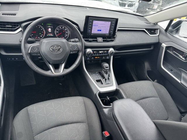 Used 2022 Toyota RAV4 XLE image 8