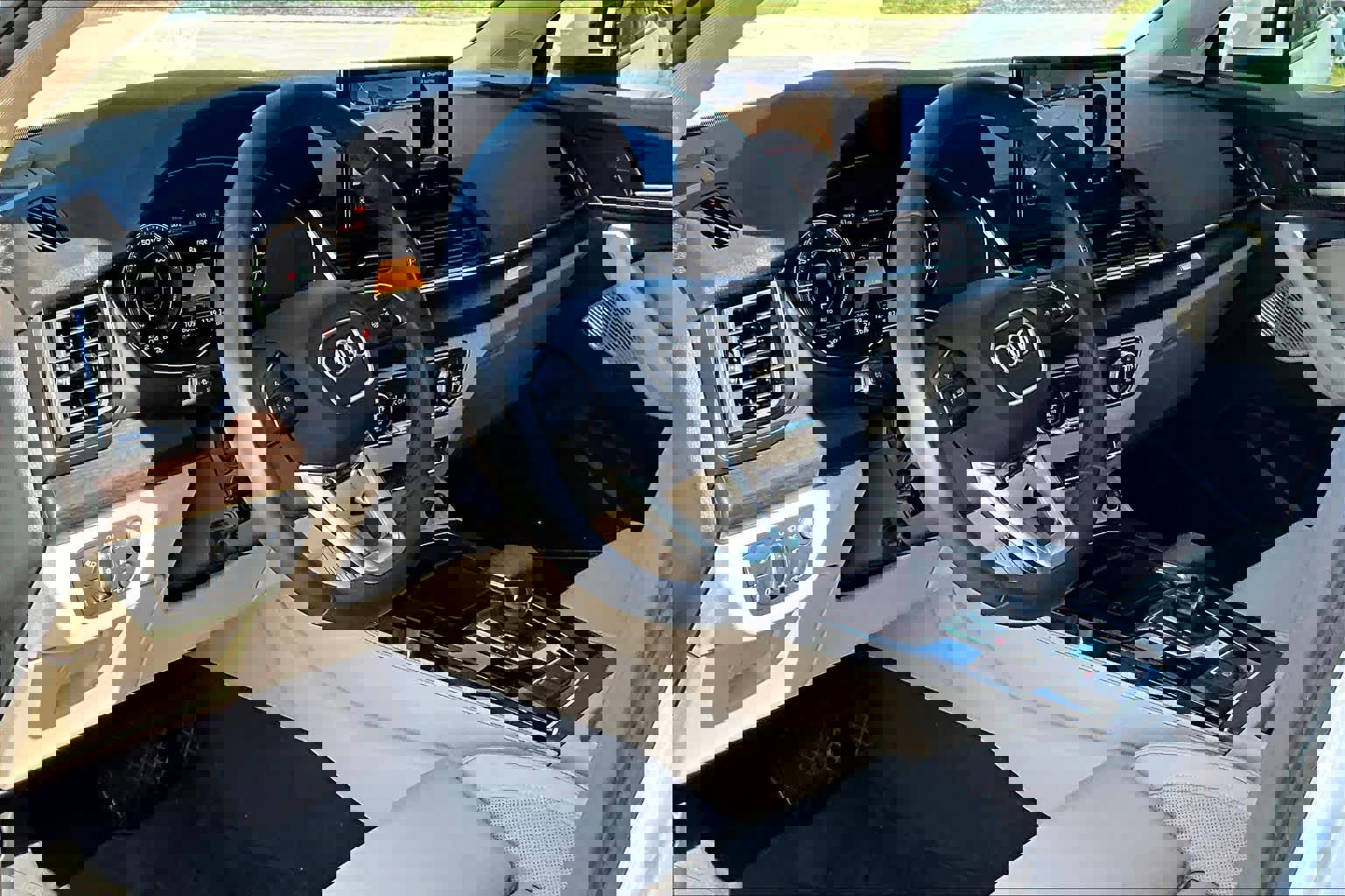 Used 2023 Audi Q5 e Prestige image 18