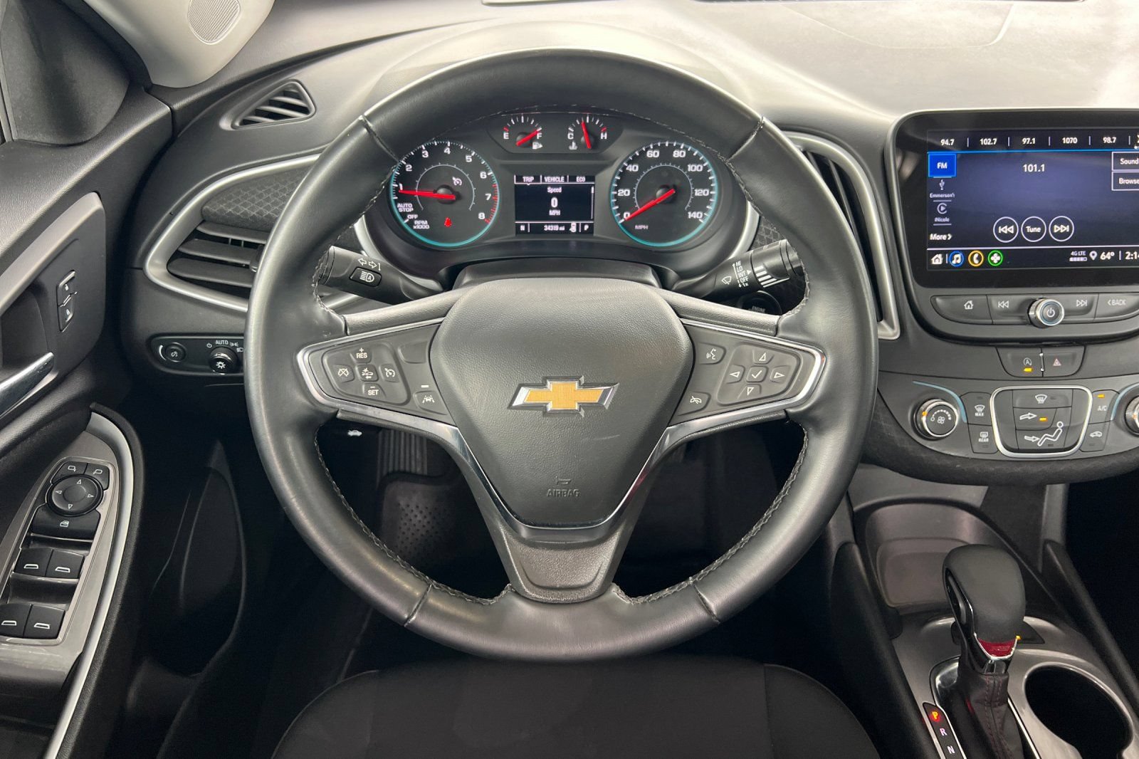Used 2025 Chevrolet Malibu RS FWD image 21