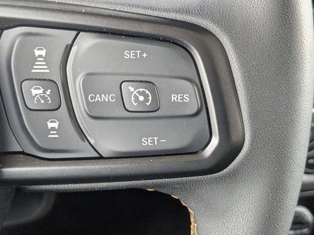 Used 2024 Jeep Wrangler Sport S image 17