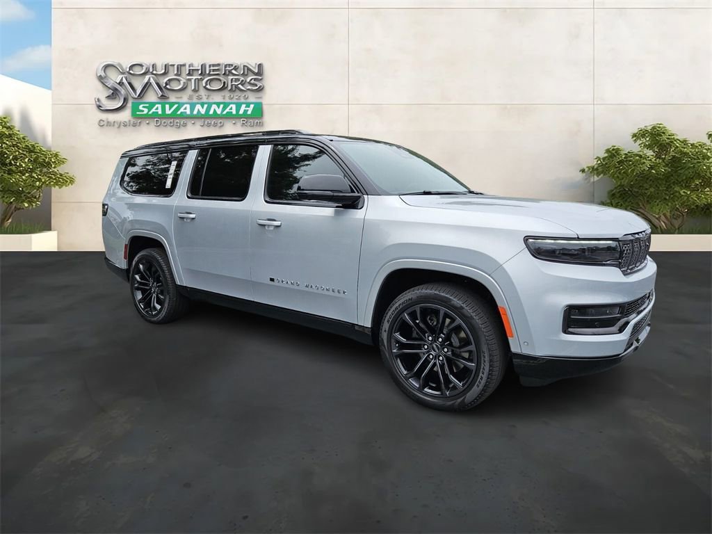Used 2024 Jeep Grand Wagoneer L Series II w/ Quick Order Packagew 28T AWD/4WD image 7