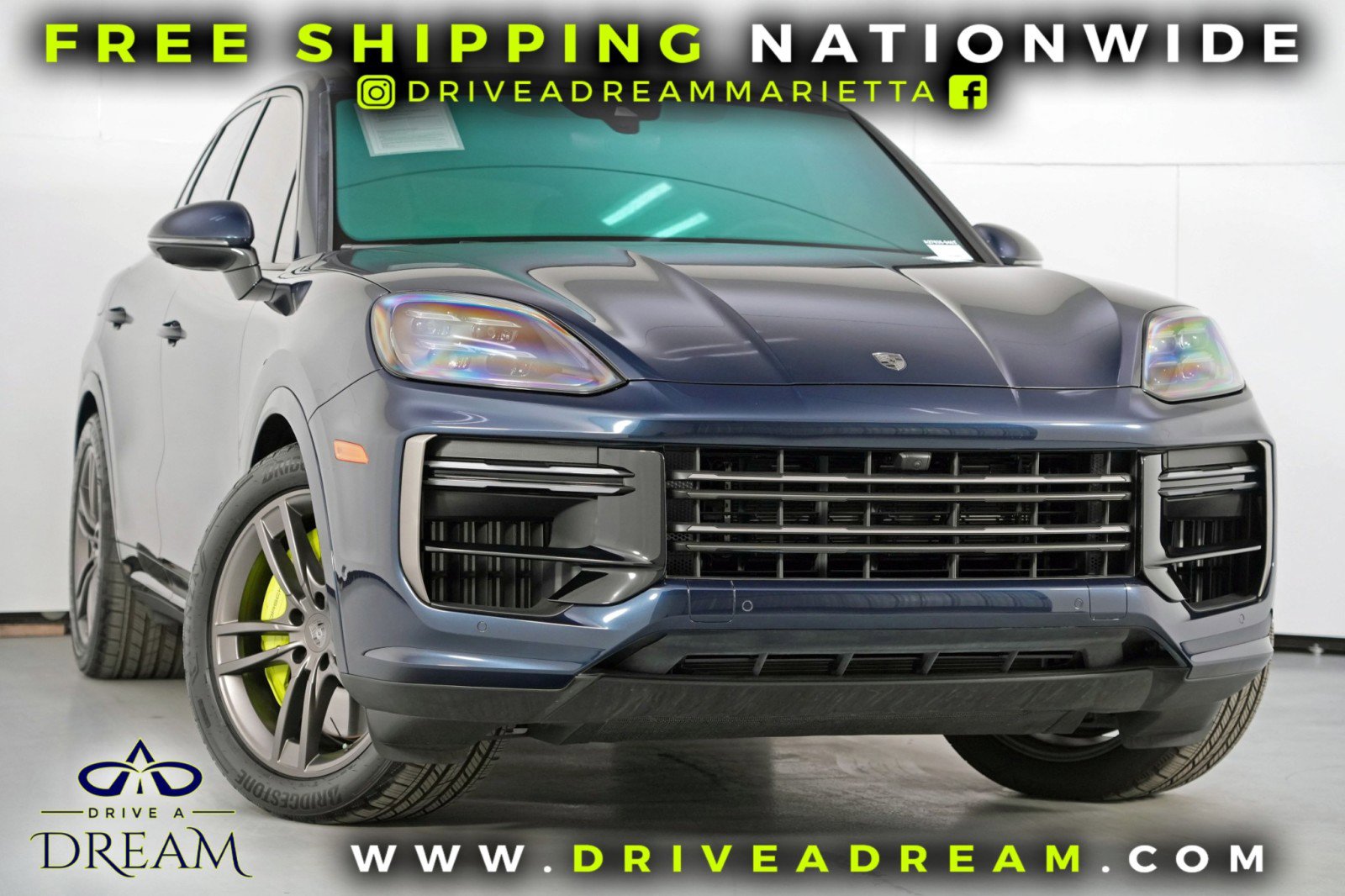 Used 2025 Porsche Cayenne Turbo image 2