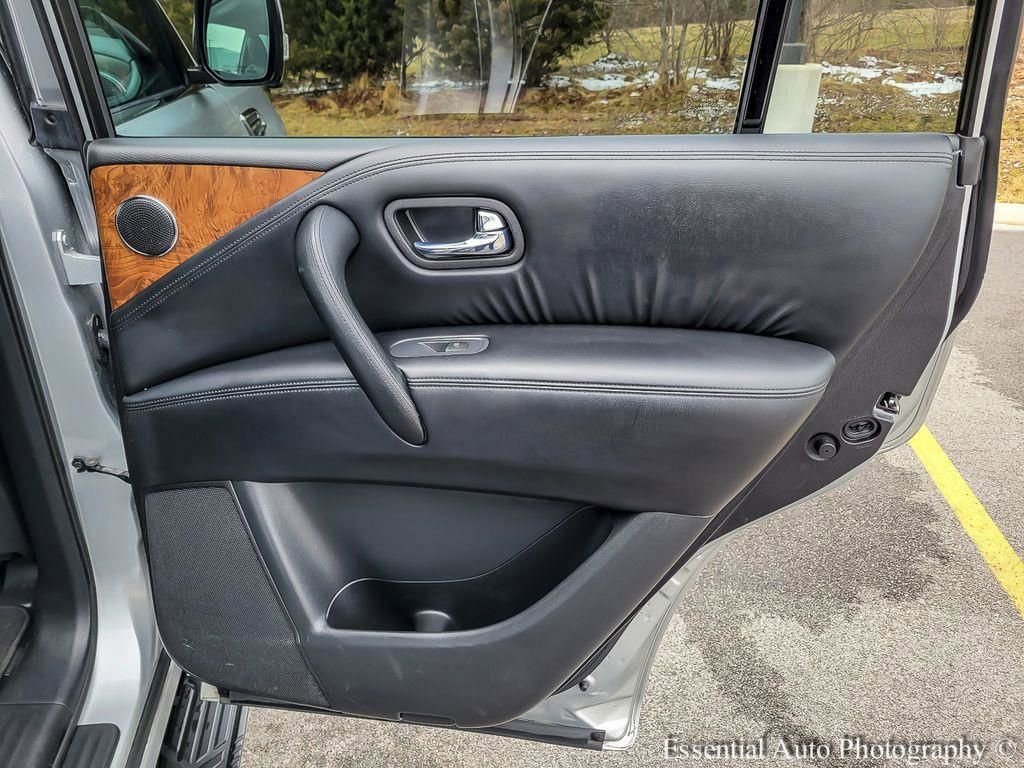 Used 2024 Nissan Armada SL image 33